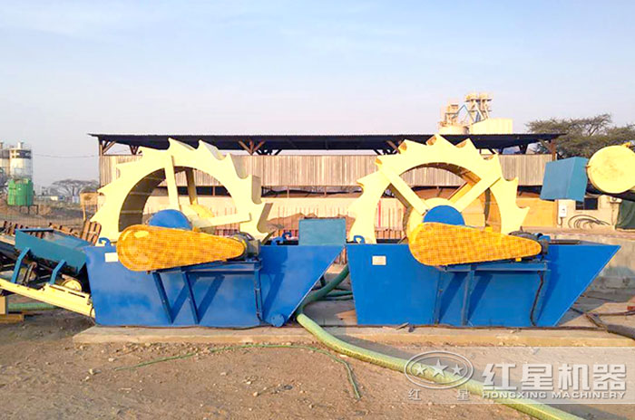 洗沙設(shè)備現(xiàn)場(chǎng)作業(yè)圖 洗沙設(shè)備現(xiàn)場(chǎng)作業(yè)圖