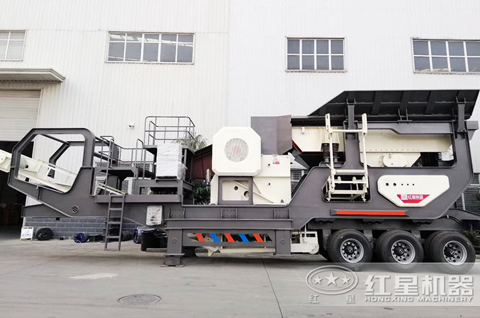 破碎一臺(tái)移動(dòng)車(chē) 破碎一臺(tái)移動(dòng)車(chē)