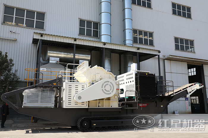 搭配細碎機的履帶式移動制砂機設(shè)備 搭配細碎機的履帶式移動制砂機設(shè)備