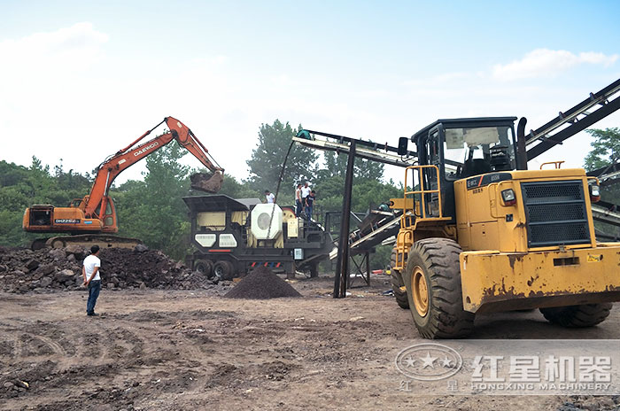 碎煤加工現(xiàn)場展示 碎煤加工現(xiàn)場展示