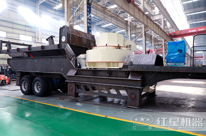 移動(dòng)鵝卵石設(shè)備鑄造車(chē)間