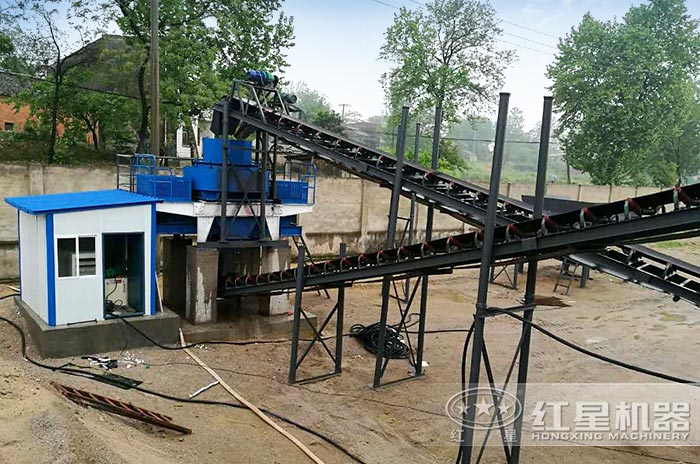 紅星福建用戶時產(chǎn)200噸石打石制沙機作業(yè)現(xiàn)場 紅星福建用戶時產(chǎn)200噸石打石制沙機作業(yè)現(xiàn)場