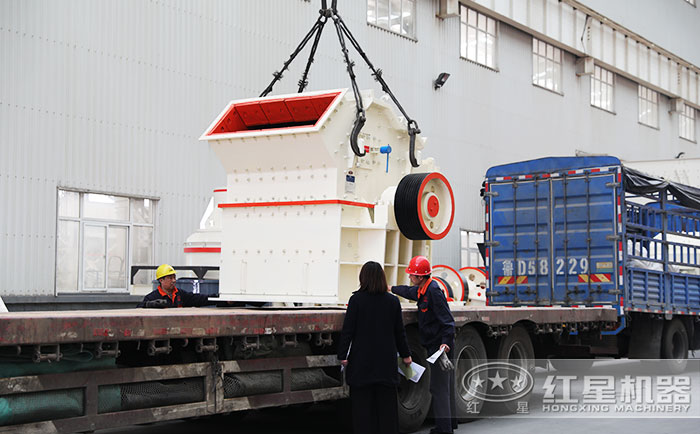 細(xì)碎制砂機(jī)廠區(qū)現(xiàn)貨直發(fā)山東 細(xì)碎制砂機(jī)廠區(qū)現(xiàn)貨直發(fā)山東