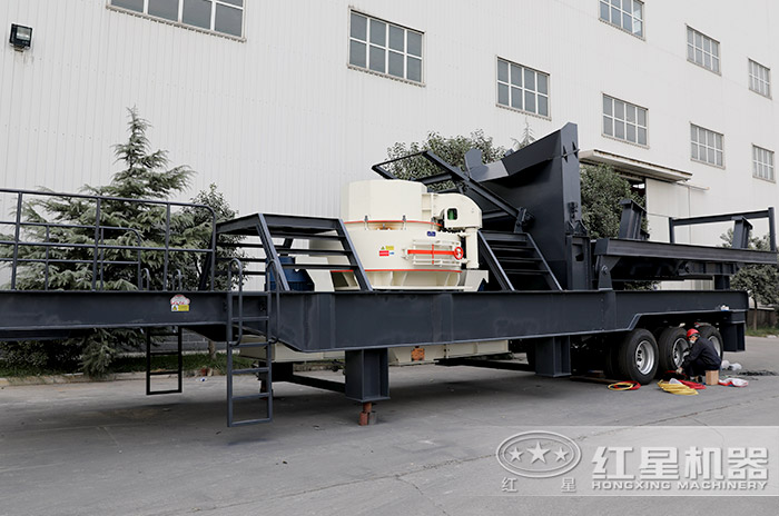 移動(dòng)式河卵石制砂機(jī) 移動(dòng)式河卵石制砂機(jī)