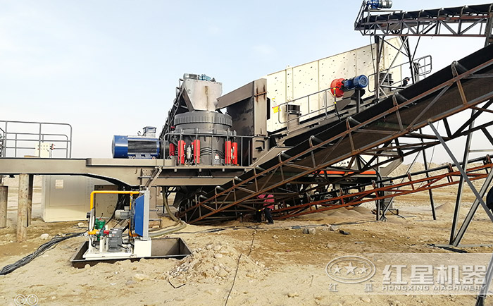 新型石子破碎機現(xiàn)場穩(wěn)固快速的破碎加工 新型石子破碎機現(xiàn)場穩(wěn)固快速的破碎加工