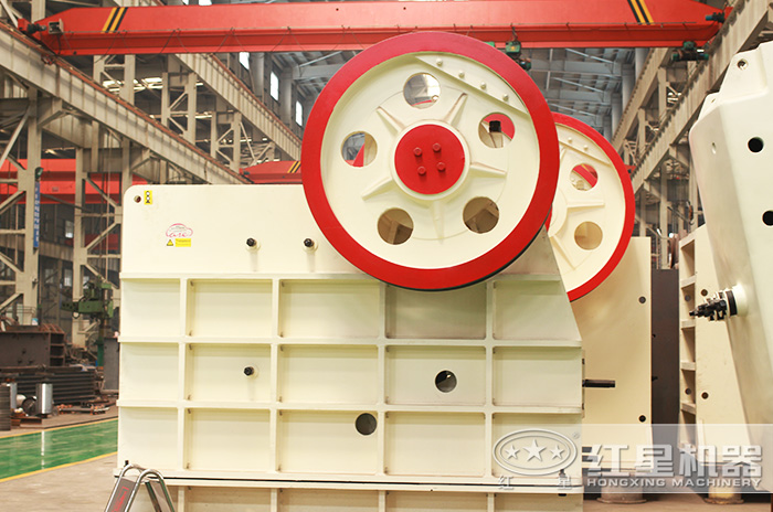 HD顎式破碎機(jī)設(shè)備生產(chǎn)車(chē)間 HD顎式破碎機(jī)設(shè)備生產(chǎn)車(chē)間