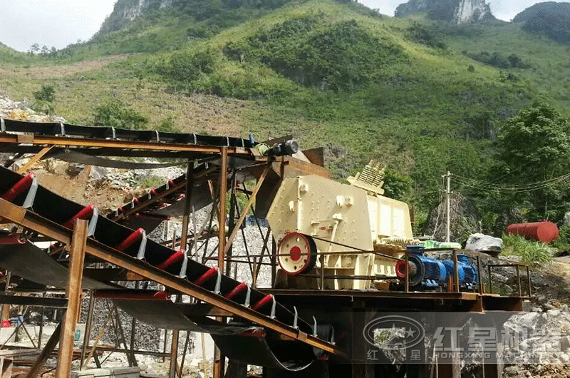 固定式建筑垃圾破碎生產(chǎn)線配置現(xiàn)場(chǎng) 固定式建筑垃圾破碎生產(chǎn)線配置現(xiàn)場(chǎng)