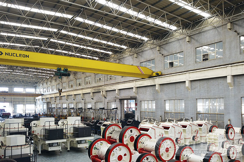 固定式破碎機生產(chǎn)車間 固定式破碎機生產(chǎn)車間