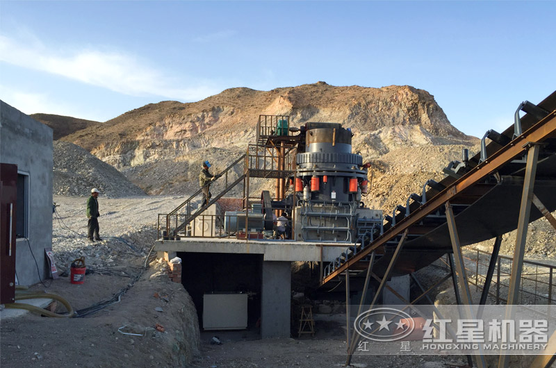 圓錐破碎機碎石現(xiàn)場 圓錐破碎機碎石現(xiàn)場