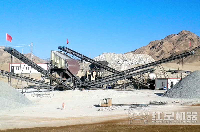 硬巖石料破碎常用設(shè)備加工現(xiàn)場(chǎng) 硬巖石料破碎常用設(shè)備加工現(xiàn)場(chǎng)