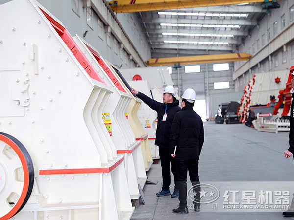 紅星用戶到廠參觀設(shè)備現(xiàn)場 紅星用戶到廠參觀設(shè)備現(xiàn)場