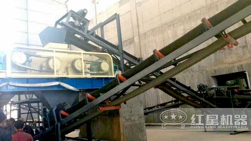 對(duì)輥式破碎機(jī) 對(duì)輥式破碎機(jī)