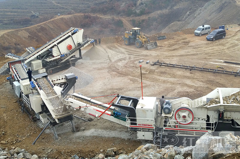 移動式破碎制砂生產(chǎn)現(xiàn)場 移動式破碎制砂生產(chǎn)現(xiàn)場