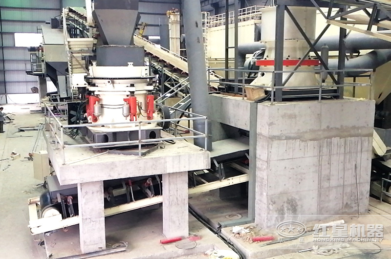 全封閉式大型環(huán)保石料廠車間實(shí)景 全封閉式大型環(huán)保石料廠車間實(shí)景