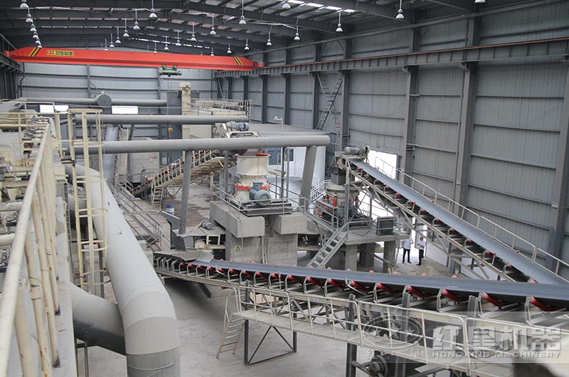 固定式破碎生產(chǎn)線現(xiàn)場(chǎng)