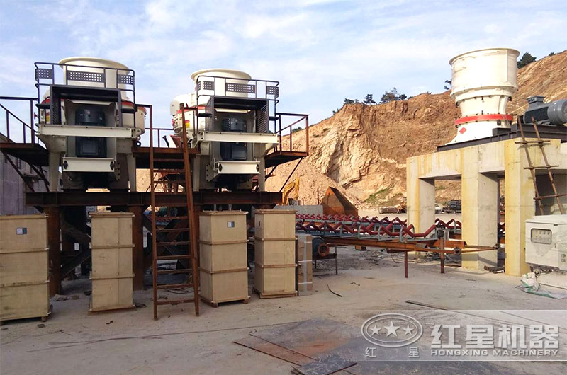 河沙制砂現(xiàn)場 河沙制砂現(xiàn)場