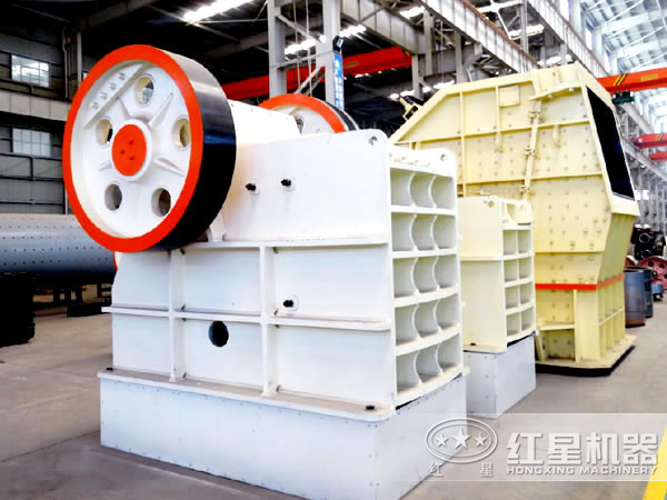 河卵石破碎機設(shè)備生產(chǎn)車間 河卵石破碎機設(shè)備生產(chǎn)車間