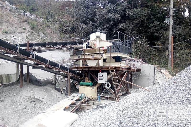 石英石制砂機(jī)設(shè)備生產(chǎn)現(xiàn)場 石英石制砂機(jī)設(shè)備生產(chǎn)現(xiàn)場