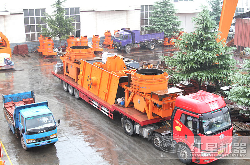 全套砂石破碎機(jī)設(shè)備發(fā)貨現(xiàn)場 全套砂石破碎機(jī)設(shè)備發(fā)貨現(xiàn)場