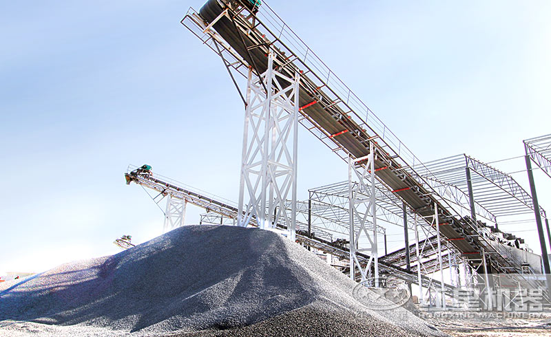 大型巖石破碎機(jī)生產(chǎn)現(xiàn)場 大型巖石破碎機(jī)生產(chǎn)現(xiàn)場