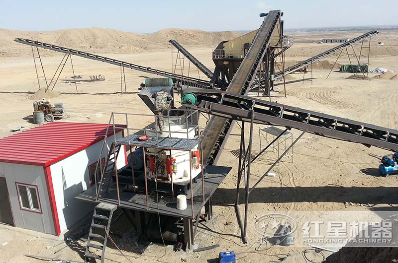 1750圓錐機作業(yè)現(xiàn)場 1750圓錐機作業(yè)現(xiàn)場