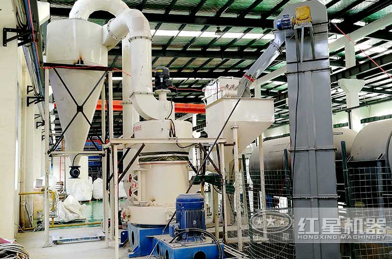 全套石英砂磨粉設(shè)備現(xiàn)場展示 全套石英砂磨粉設(shè)備現(xiàn)場展示